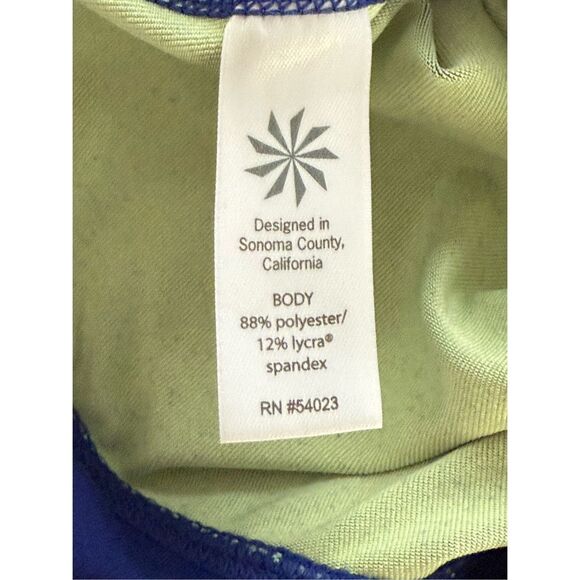 Athleta HIGH RISE LIGHTNING CHATURANGA™ CAPRI Legging SZ Small - Picture 9 of 11